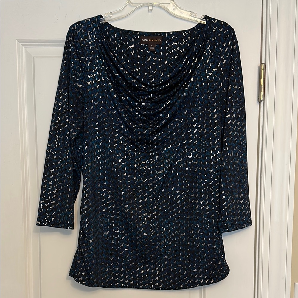 Like NEW Fancy Top Sz Lg
